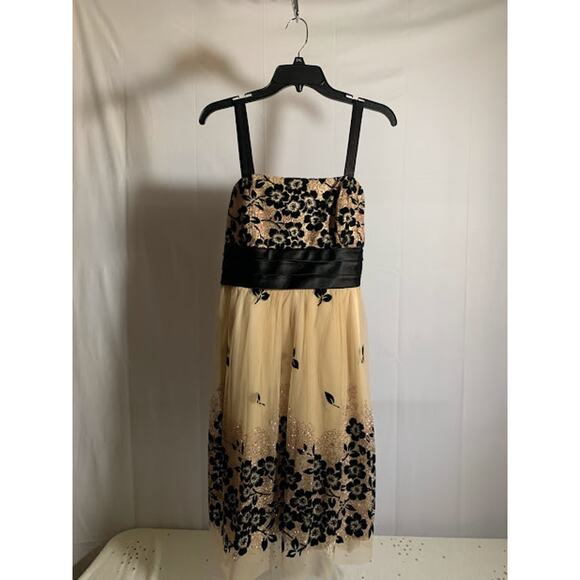 R&M Richards Women's Dress Short gold & black Size 14P - Picture 1 of 4